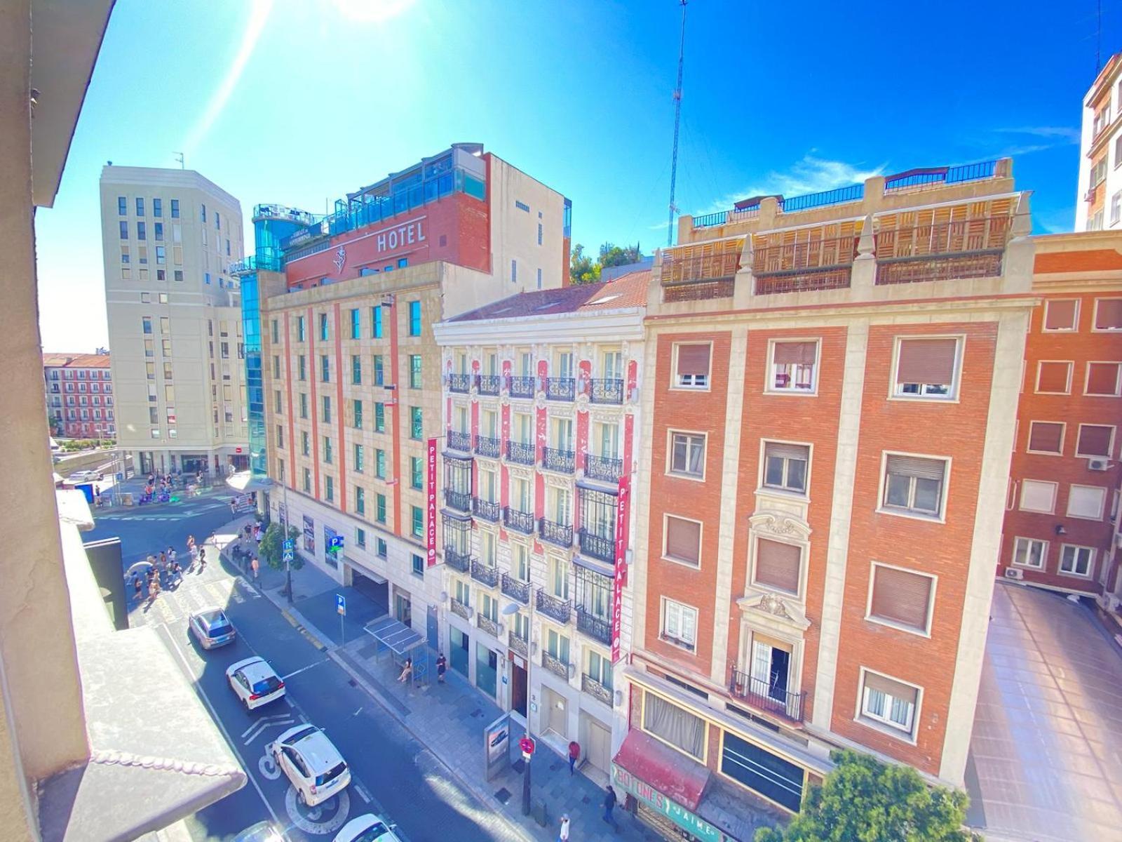Estudios Gran Via มาดริด ภายนอก รูปภาพ